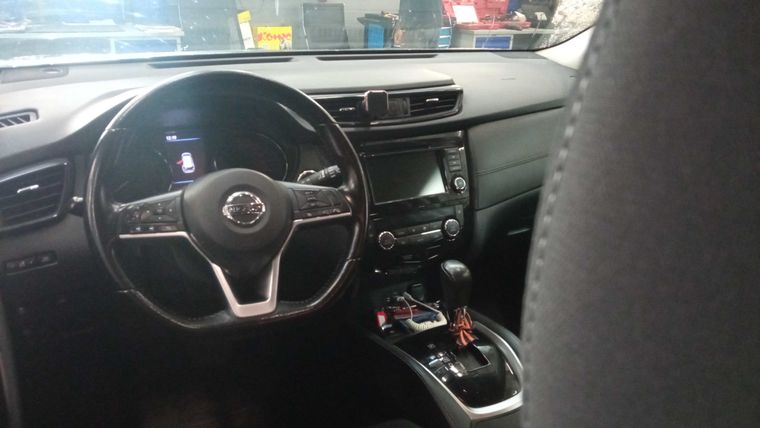 Nissan X-Trail 2020 года, 150 000 км - вид 5