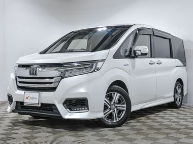 Honda Stepwgn 2018 года, 124 630 км - вид 3