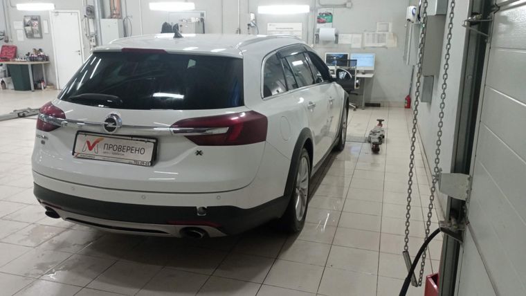 Opel Insignia 2014 года, 121 368 км - вид 3