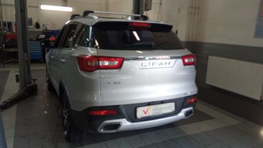 LIFAN X70 2018 года, 87 384 км - вид 4