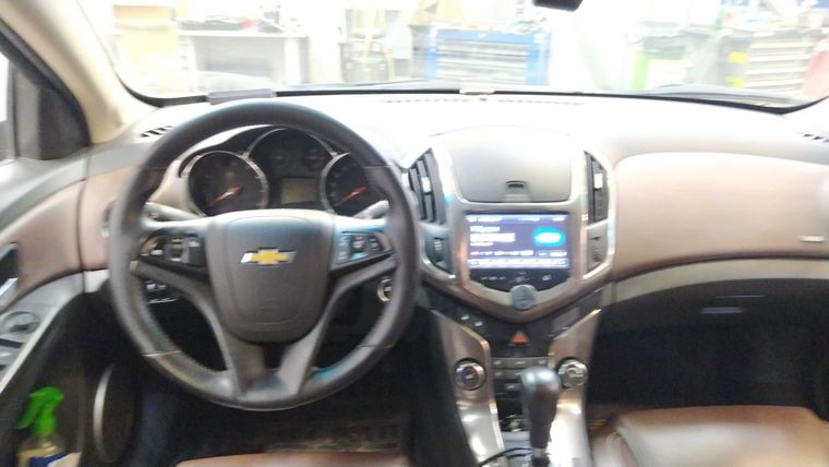 Chevrolet Cruze 2014 года, 177 000 км - вид 5