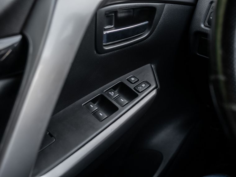 Mitsubishi Pajero Sport 2017 года, 152 108 км - вид 12