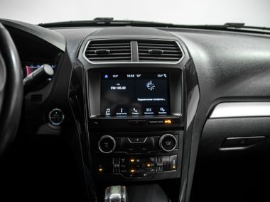 Ford Explorer 2017 года, 197 479 км - вид 9