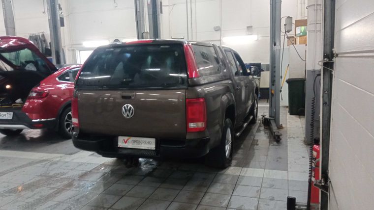 Volkswagen Amarok 2015 года, 356 029 км - вид 3