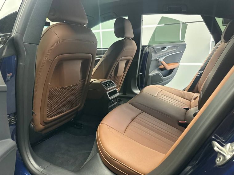 Audi A7 2019 года, 49 426 км - вид 21