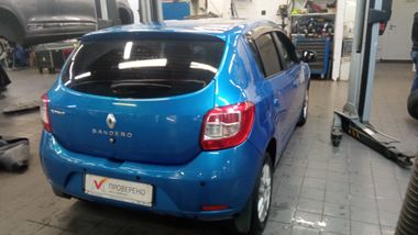 Renault Sandero 2014 года, 89 819 км - вид 4