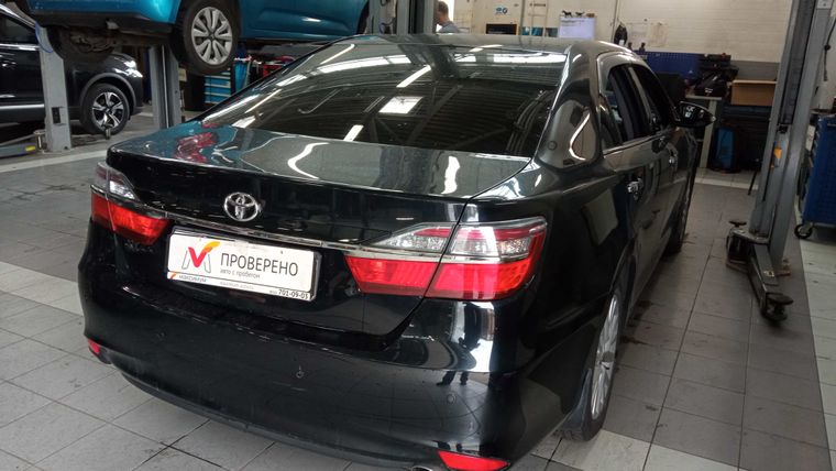 Toyota Camry 2015 года, 227 000 км - вид 3