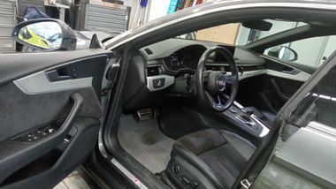 Audi A5 2019 года, 87 265 км - вид 5