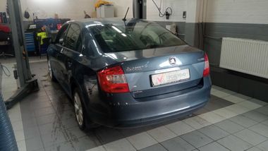 Skoda Rapid 2016 года, 73 326 км - вид 4