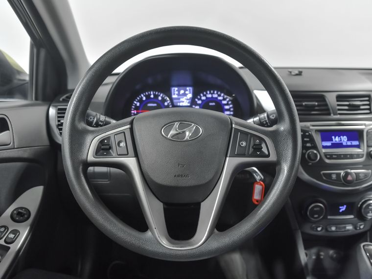 Hyundai Solaris 2015 года, 112 242 км - вид 9
