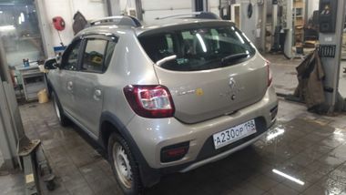 Renault Sandero Stepway 2018 года, 44 855 км - вид 4