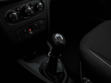 Renault Sandero Stepway 2018 года, 44 855 км - вид 8