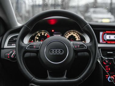 Audi A5 2012 года, 250 000 км - вид 6