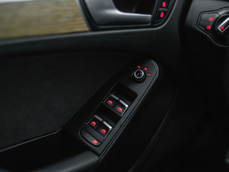 Audi A5 2012 года, 250 000 км - вид 9