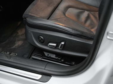 Audi A5 2012 года, 250 000 км - вид 11