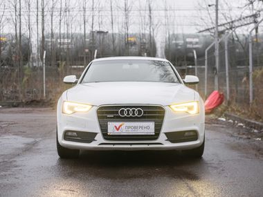 Audi A5 2012 года, 250 000 км - вид 3