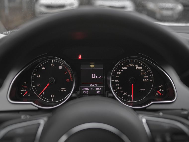 Audi A5 2012 года, 250 000 км - вид 5