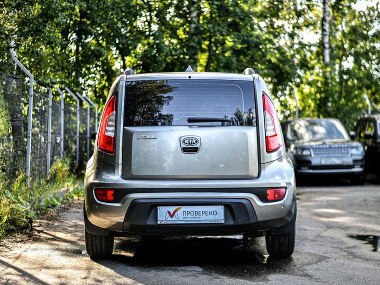 Kia Soul 2012 года, 130 764 км - вид 4
