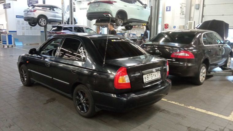 Hyundai Accent 2006 года, 150 000 км - вид 4
