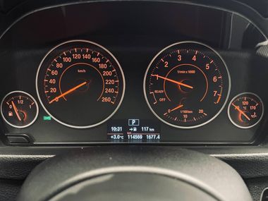 BMW 3 серия 2017 года, 114 568 км - вид 9