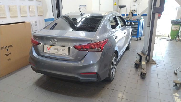 Hyundai Solaris 2018 года, 110 108 км - вид 3