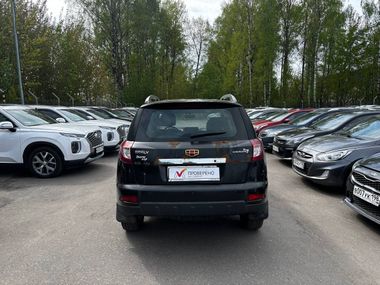 Geely Emgrand X7 2015 года, 268 840 км - вид 5