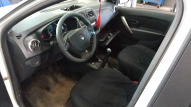 Renault Sandero 2018 года, 227 444 км - вид 5