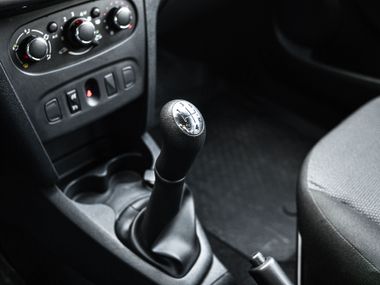 Renault Sandero 2018 года, 227 444 км - вид 8