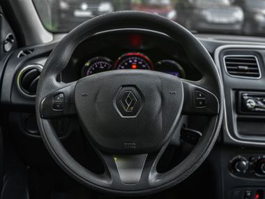Renault Sandero 2018 года, 227 444 км - вид 6