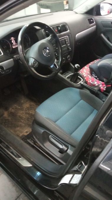 Volkswagen Jetta 2013 года, 203 294 км - вид 5