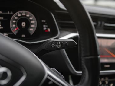 Audi A6 2018 года, 155 840 км - вид 8