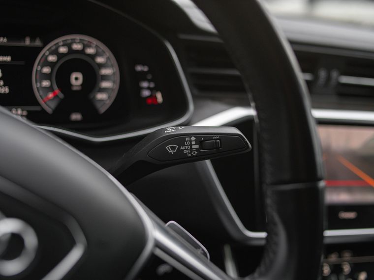 Audi A6 2018 года, 155 840 км - вид 8