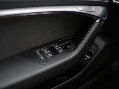 Audi A6 2018 года, 155 840 км - вид 11