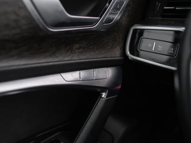 Audi A6 2018 года, 155 840 км - вид 12