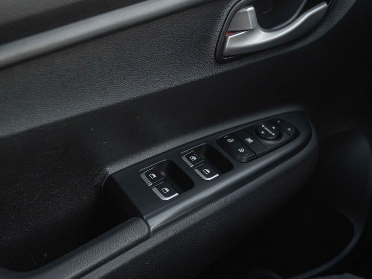 KIA Rio 2020 года, 167 145 км - вид 9