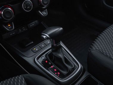 KIA Rio 2020 года, 167 145 км - вид 8