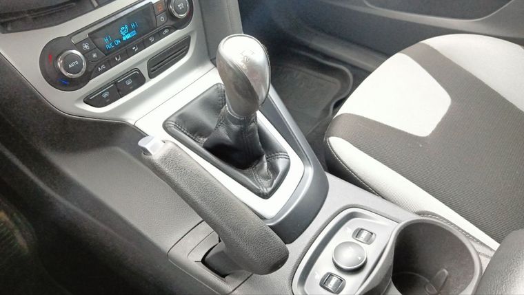 Ford Focus 2013 года, 302 162 км - вид 13