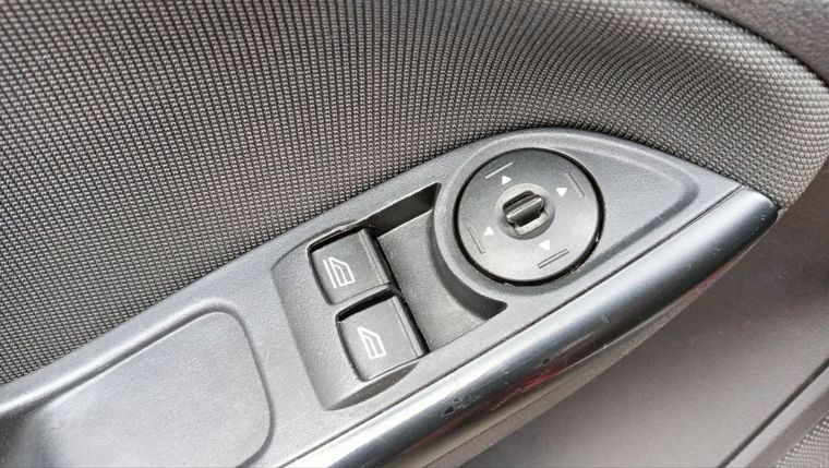 Ford Focus 2013 года, 302 162 км - вид 15