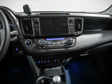 Toyota RAV4 2017 года, 199 071 км - вид 11