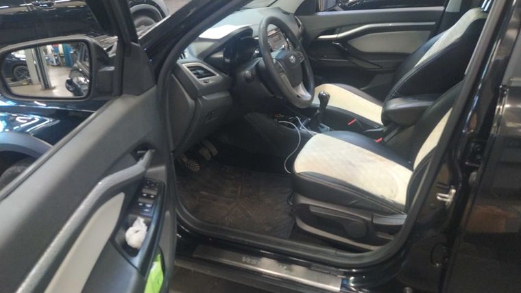 ВАЗ (LADA) Vesta Cross 2021 года, 99 876 км - вид 4