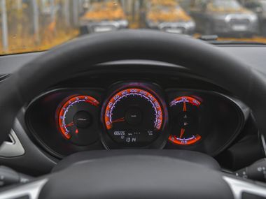 ВАЗ (LADA) Vesta Cross 2021 года, 99 876 км - вид 5