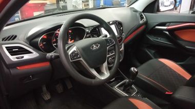 ВАЗ (LADA) Vesta Cross 2019 года, 34 790 км - вид 5