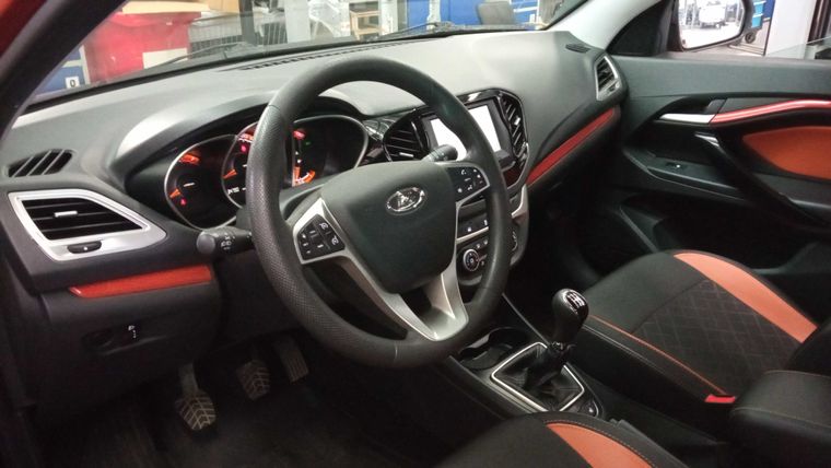 ВАЗ (LADA) Vesta Cross 2019 года, 34 790 км - вид 5