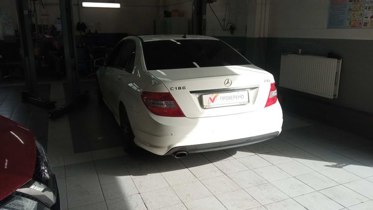 Mercedes-Benz C-класс 2010 года, 206 257 км - вид 4