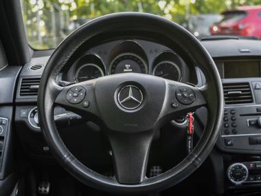 Mercedes-Benz C-класс 2010 года, 206 257 км - вид 7