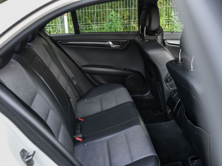Mercedes-Benz C-класс 2010 года, 206 257 км - вид 13