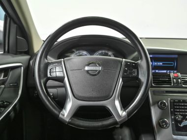 Volvo XC60 2012 года, 241 698 км - вид 9