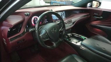 Lexus LS 2018 года, 166 600 км - вид 5