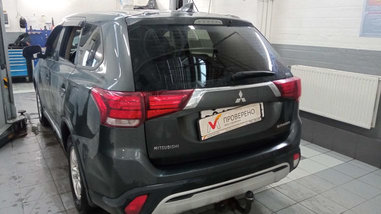 Mitsubishi Outlander 2019 года, 162 903 км - вид 4