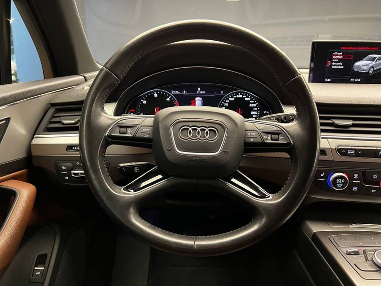 Audi Q7 2016 года, 209 960 км - вид 10